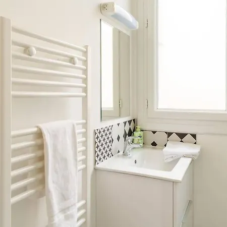 Apartament Studio Neuf Et Tranquille En Plein Coeur De Ville/Siam/Proche Tramway Zola